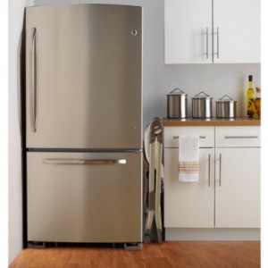 Graco Slim Spaces high chair